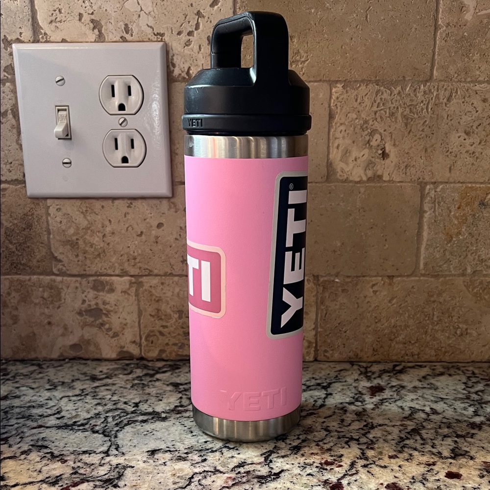 YETI 18 ounce Rambler with Chug Spout Power Pink